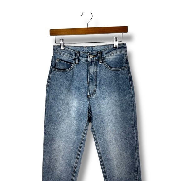 J. Galt Shanghai High Rise Light Wash Slim Jeans, Light Wash, Size Medium - Picture 4 of 11